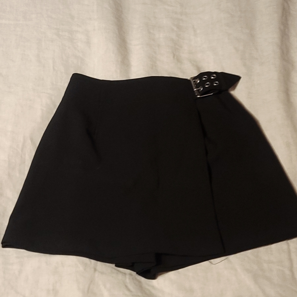 Skorts